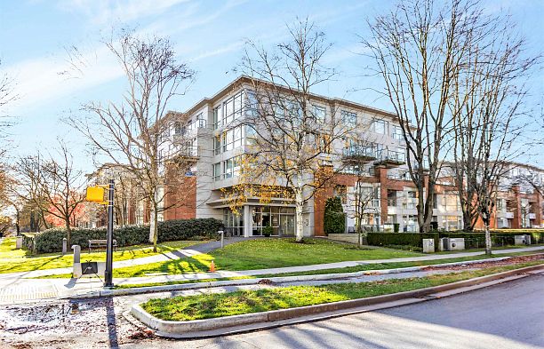 508 618 W 45th Avenue Oakridge VW