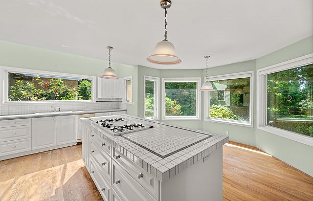 3470 W 43rd Avenue Southlands