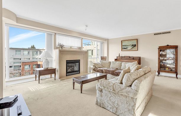 508 618 W 45th Avenue Oakridge VW