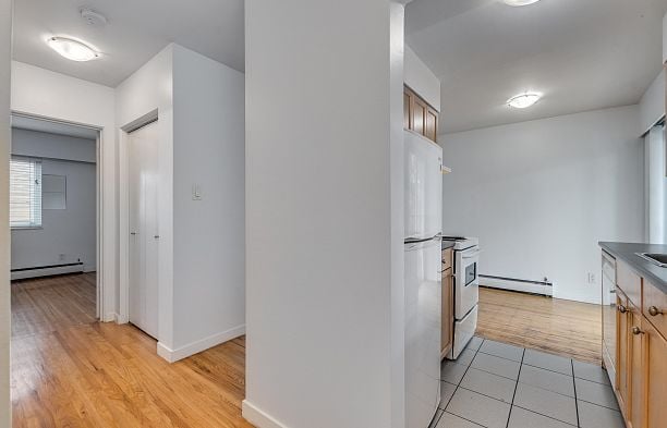 303 1985 W 8TH AVENUE, Vancouver BC V6J 1W2 Kitsilano