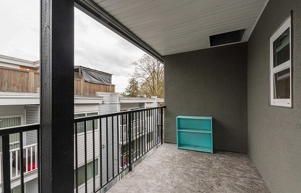 303 1985 W 8TH AVENUE, Vancouver BC V6J 1W2 Kitsilano