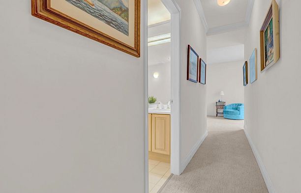 309 3755 W 8th Avenue Point Grey