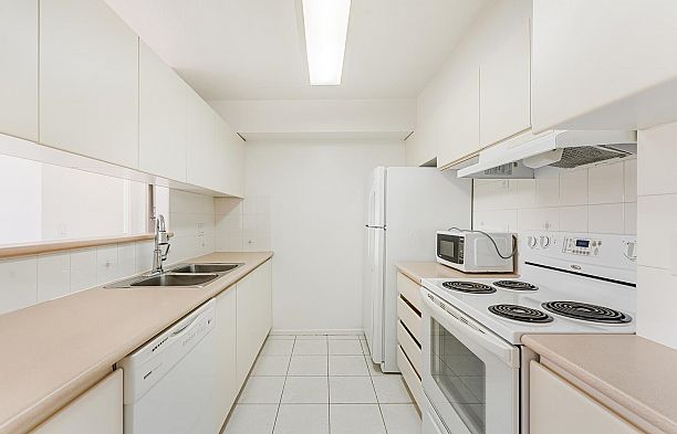 1105 2668 Ash Street Fairview VW