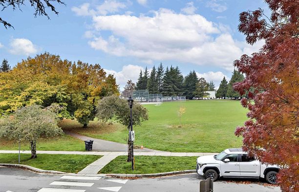 6342 Ash Street Oakridge VW