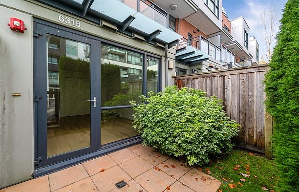 6342 Ash Street Oakridge VW