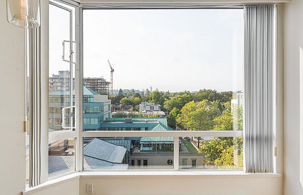 1105 2668 Ash Street Fairview VW