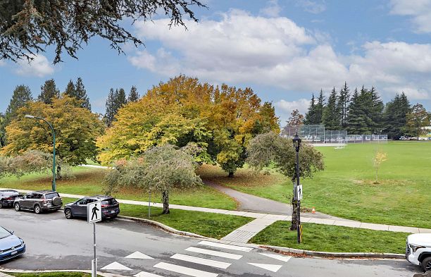 6342 Ash Street Oakridge VW