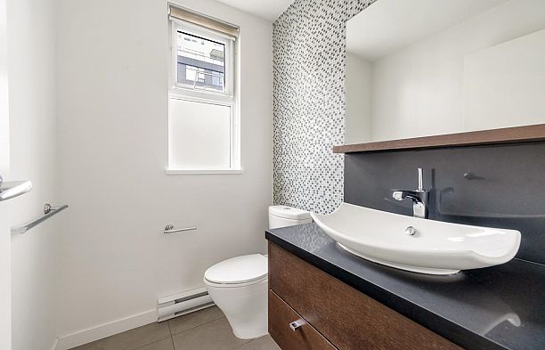 6342 Ash Street Oakridge VW