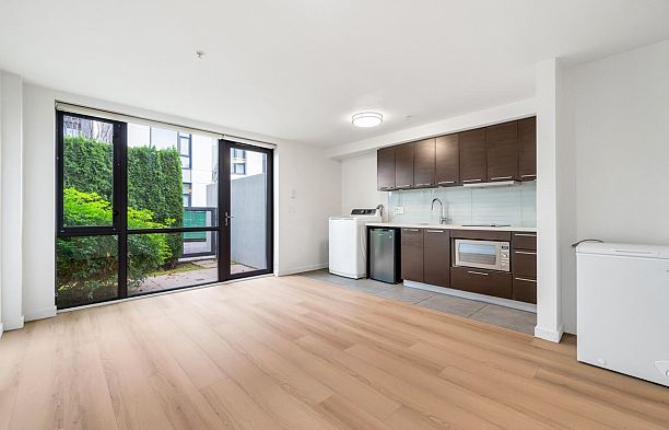 6342 Ash Street Oakridge VW