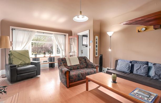 4529 W 8th Avenue Point Grey