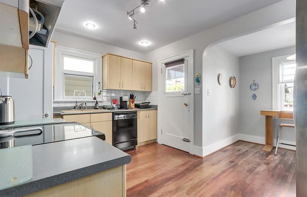 4529 W 8th Avenue Point Grey