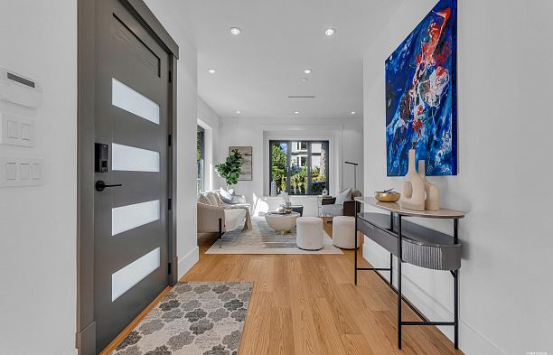 8420 Wiltshire Street S.W. Marine