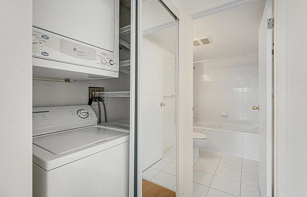 1105 2668 Ash Street Fairview VW