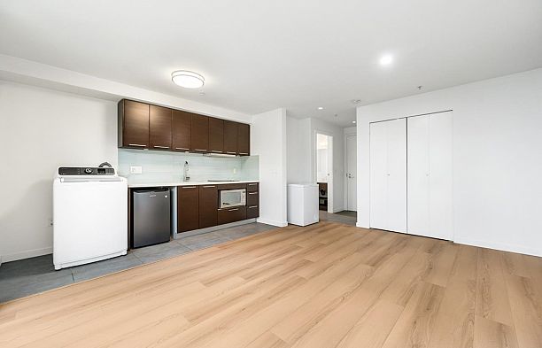 6342 Ash Street Oakridge VW