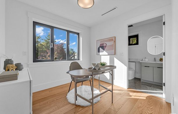 8420 Wiltshire Street S.W. Marine