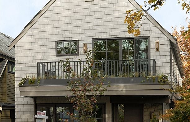 2 15 W 20th Avenue Cambie