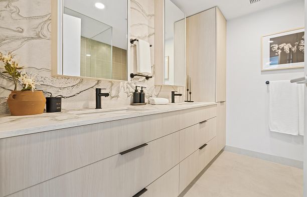 201 3590 W 39th Avenue Dunbar