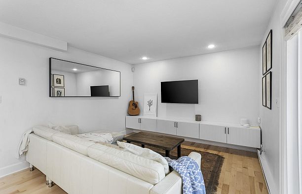 104 1045 W 8th Avenue Fairview VW