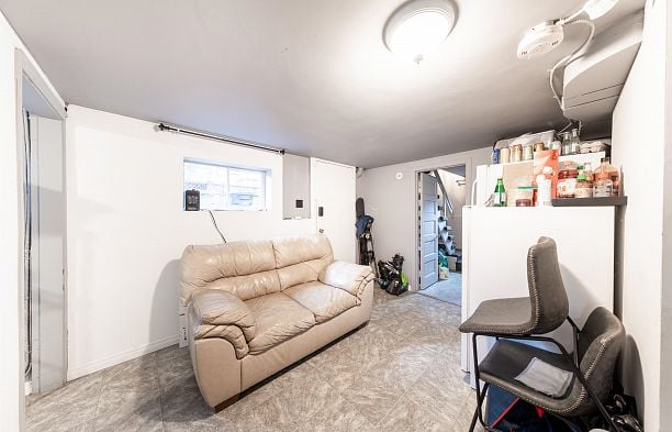 5765 Quebec Street Main