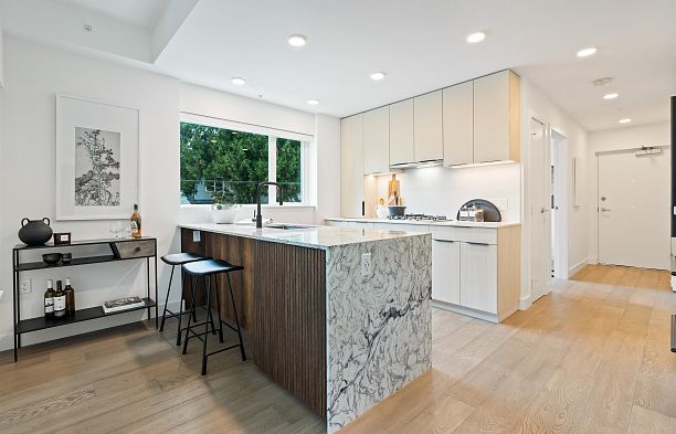 201 3590 W 39th Avenue Dunbar