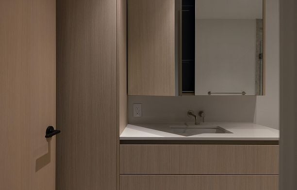 772 W 27th Avenue Cambie