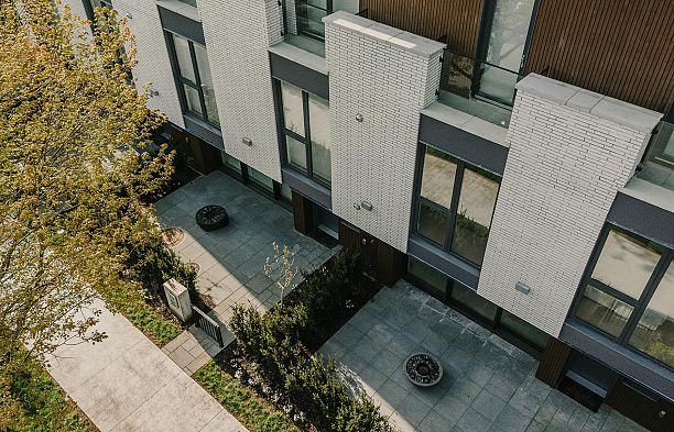 772 W 27th Avenue Cambie