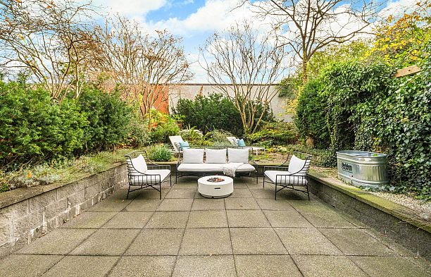 302 1438 W 7th Avenue Fairview VW