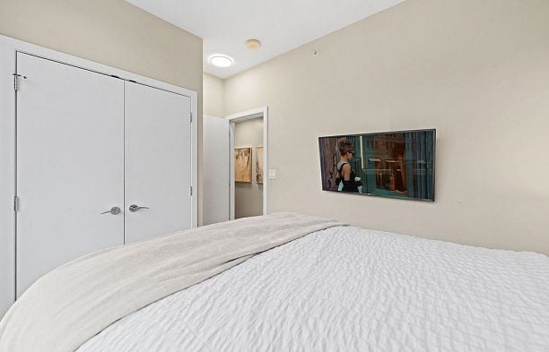 1708 168 W 1st Avenue False Creek