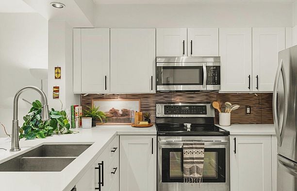 302 1438 W 7th Avenue Fairview VW