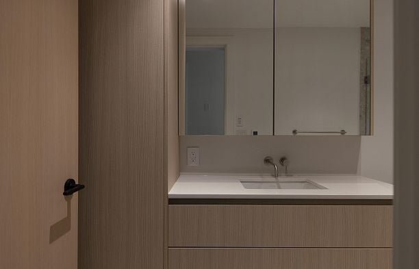 772 W 27th Avenue Cambie