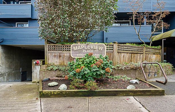 218 1990 W 6th Avenue Kitsilano