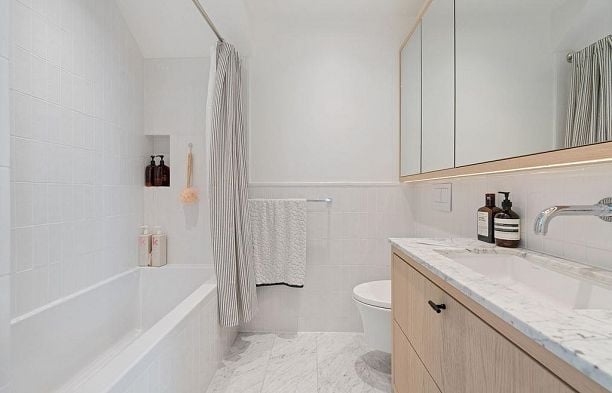 4921 Larch Street MacKenzie Heights