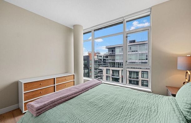 1708 168 W 1st Avenue False Creek