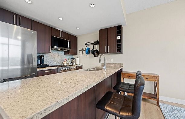 1708 168 W 1st Avenue False Creek