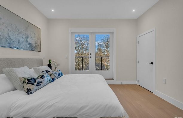 1 4150 W 14th Avenue Point Grey