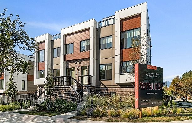 807 W 33rd Avenue Cambie