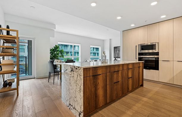 205 3590 W 39th Avenue Dunbar