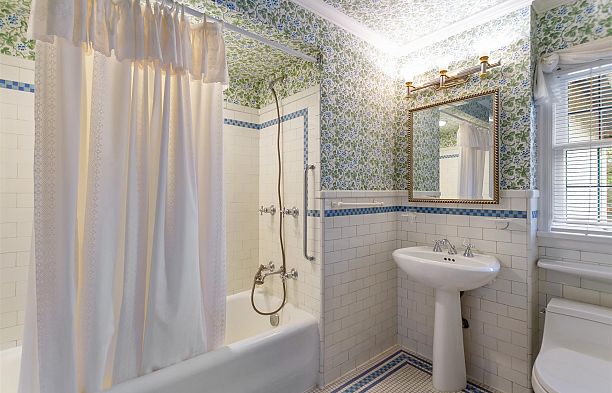 5376 Marguerite Street Shaughnessy