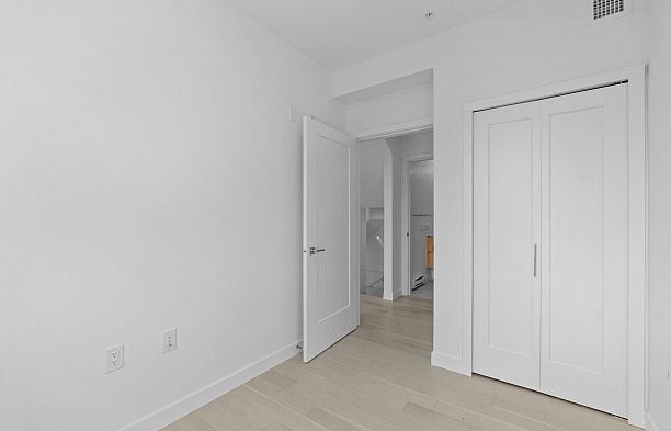 807 W 33rd Avenue Cambie