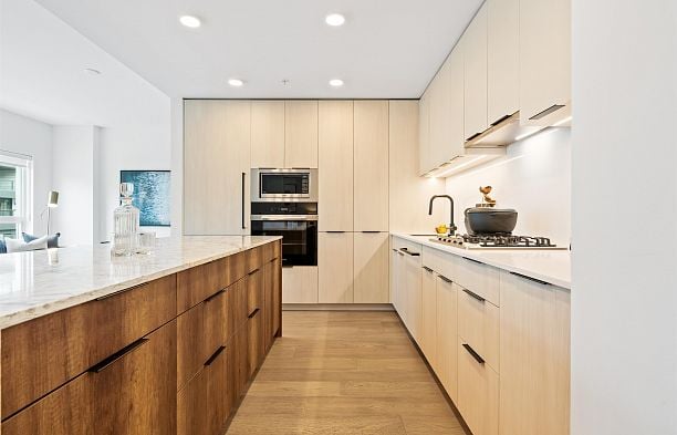 205 3590 W 39th Avenue Dunbar