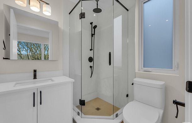 1 4150 W 14th Avenue Point Grey