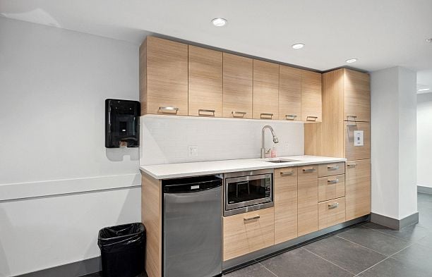 621 1783 Manitoba Street False Creek