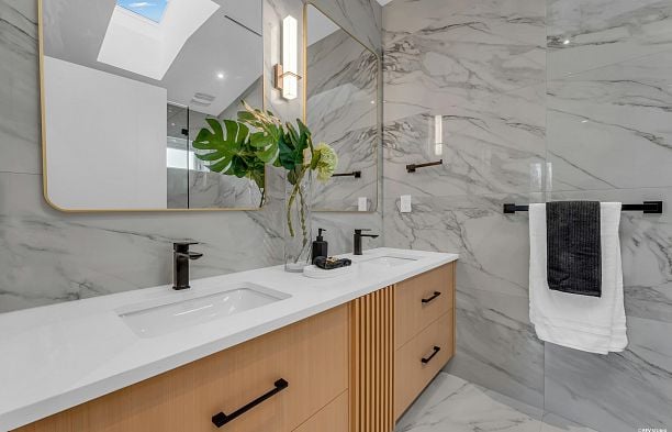 1 4150 W 14th Avenue Point Grey