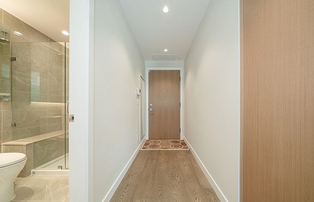 101 5608 Berton Avenue University VW