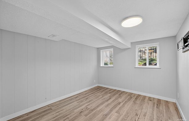 7561 Angus Drive South Granville