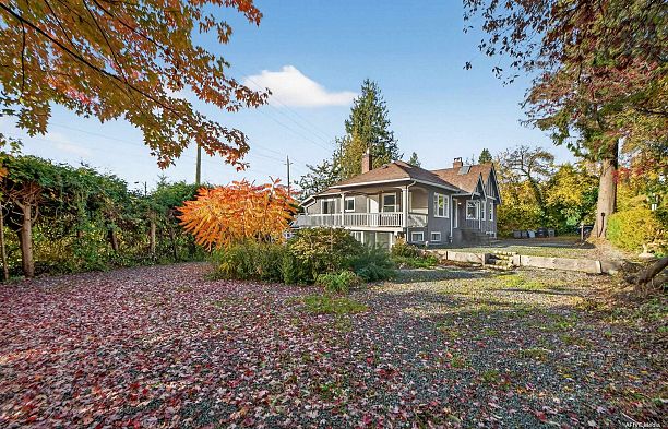 7561 Angus Drive South Granville