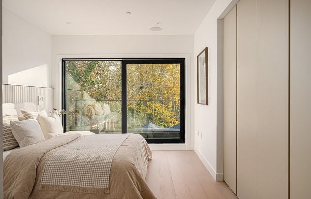 2 4018 W 21st Avenue Dunbar