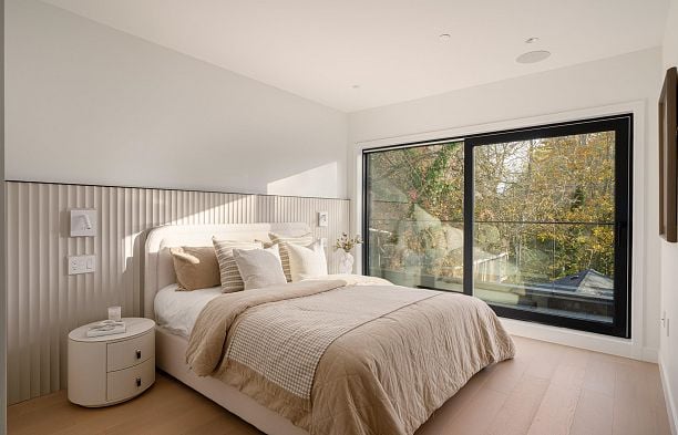 2 4018 W 21st Avenue Dunbar