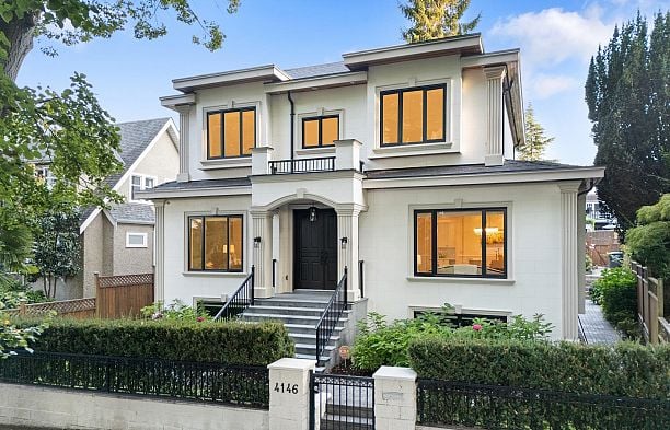 4146 Crown Crescent Point Grey