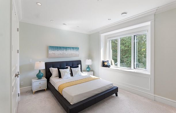 4146 Crown Crescent Point Grey